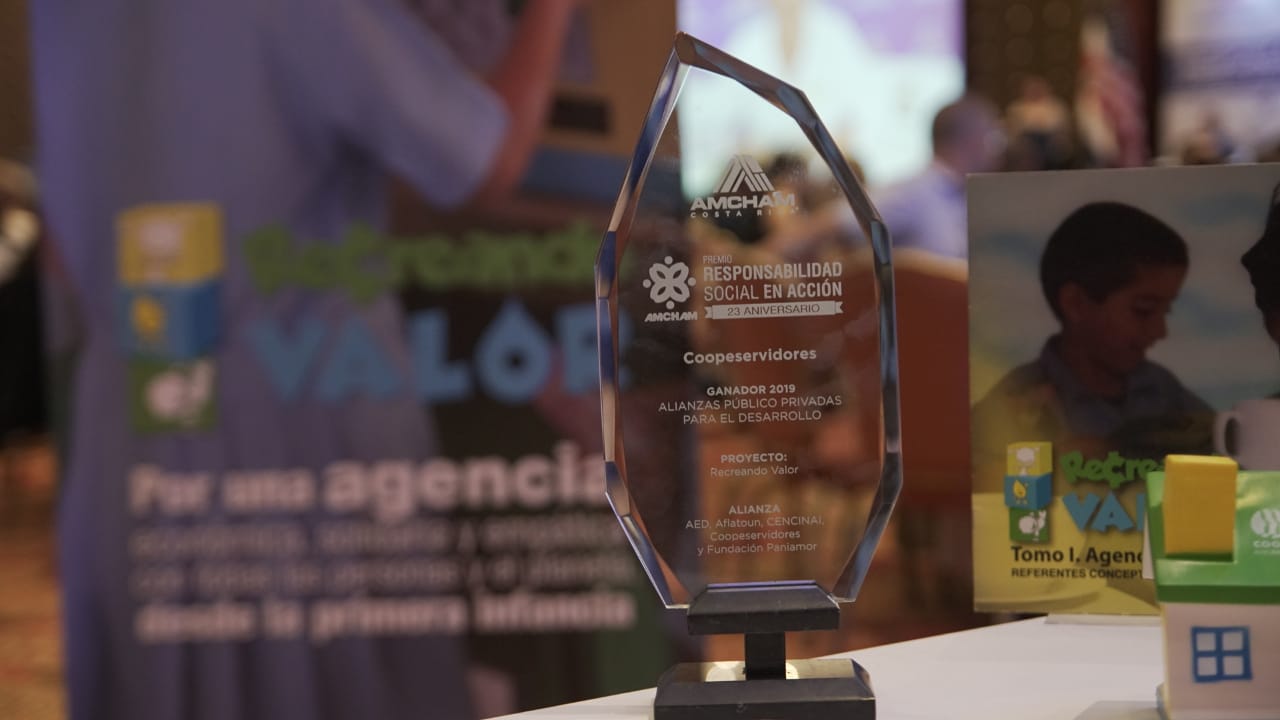 La Alianza Público Privada Recreando Valor recibió el Premio “Responsabilidad Social en Acción” de AmCham