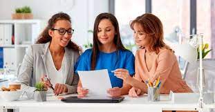 Academia de Mujeres Emprendedoras capacita 120 costarricenses este año