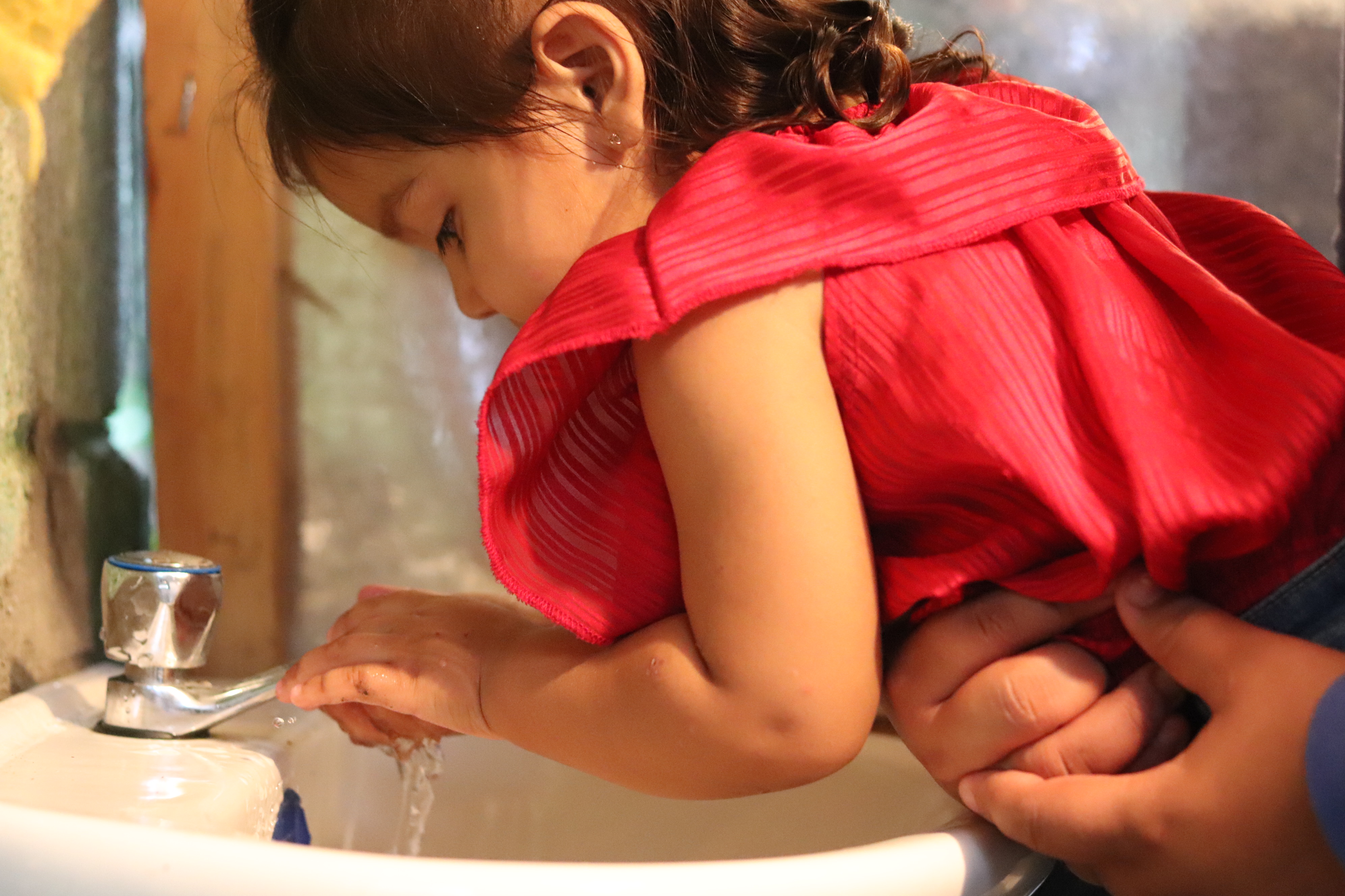 420 mil centroamericanos se beneficiarán gracias al programa “Baños Cambian Vidas” 