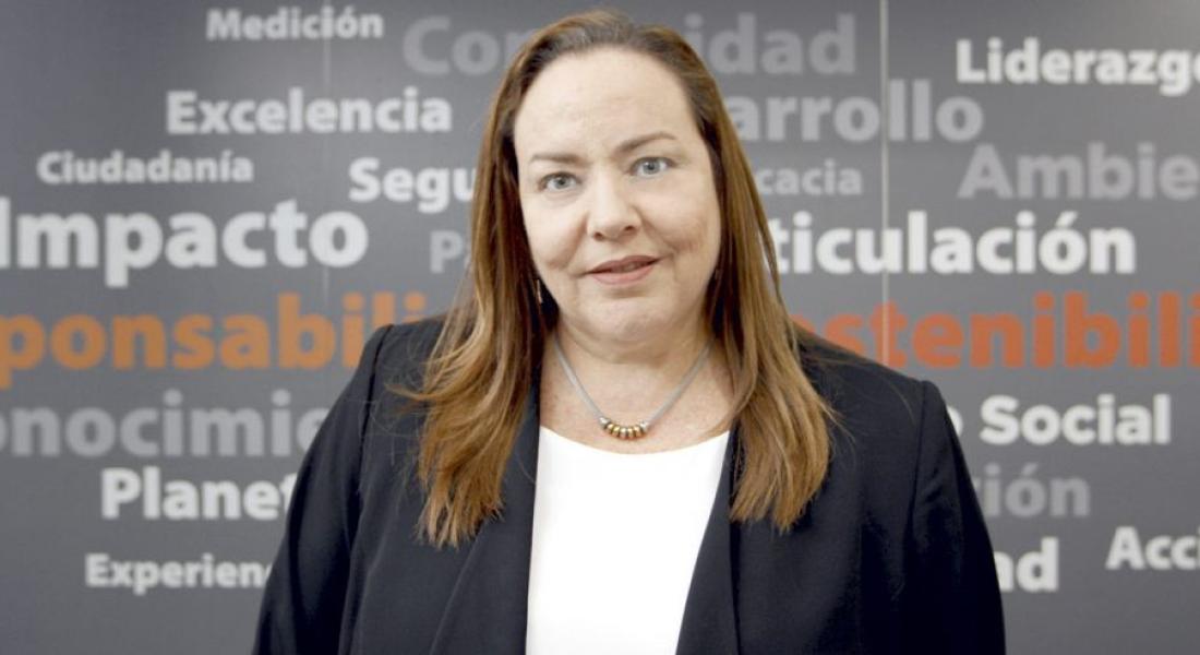 Olga Sauma, Directora Ejecutiva de AED, es reconocida por su liderazgo