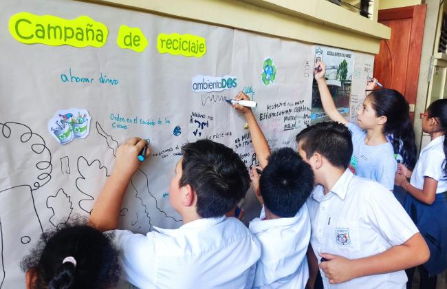 23 centros educativos de la Gran Área Metropolitana participaron en la primera edición del premio. 