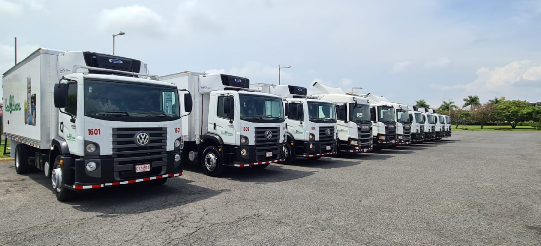 Dos Pinos continúa la renovación de su flota por camiones con energía limpia