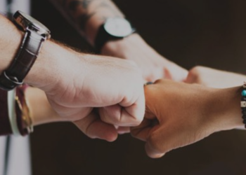 Coopeservidores  (CS) lanza plataforma virtual en VAKI para apoyar a organizaciones sin fines de lucro del país