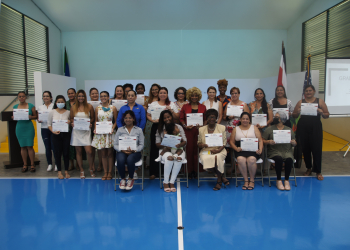 Mujeres emprendedoras finalizan programa de formación en negocios